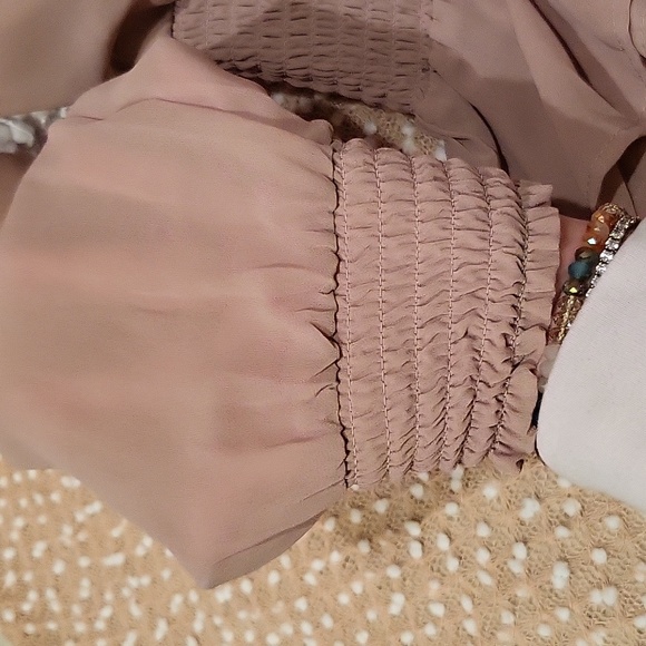 Japna Ruffle Blouse - Picture 6 of 10